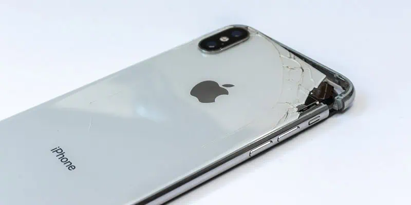 Apple, diritto alla riparazione, self service repair, iFixit