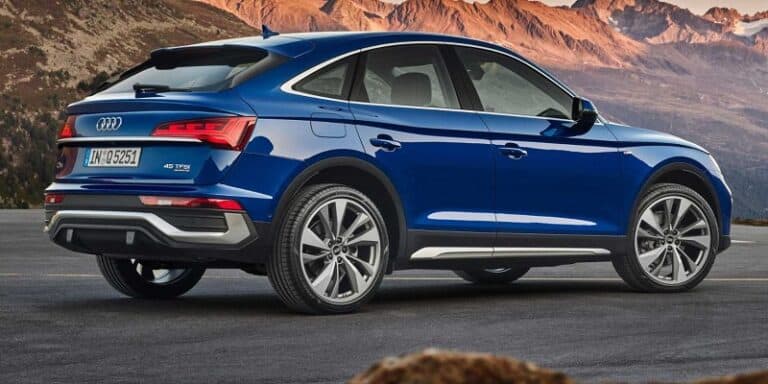 Audi Q6 e-tron foto frontale
