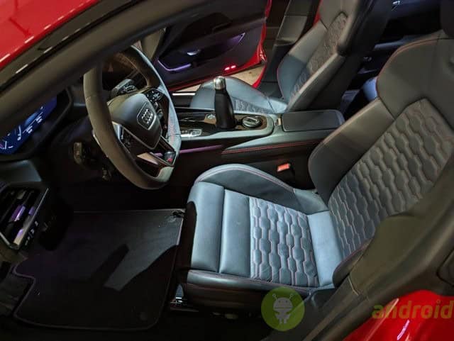 Audi e-tron GT RS (25)