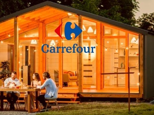 Carrefour: ora la catena "regala" una casa in legno prefabbricata