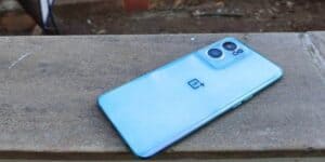 oneplus-apparsa-pagina-misterioso-smartphone
