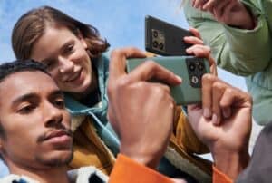 OnePlus 10 Pro 5G ufficializzato in Europa, India e Nord America