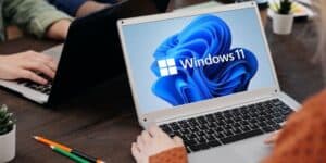 windows-11-cerca-convincere-utenti-aggiornare-senza-successo