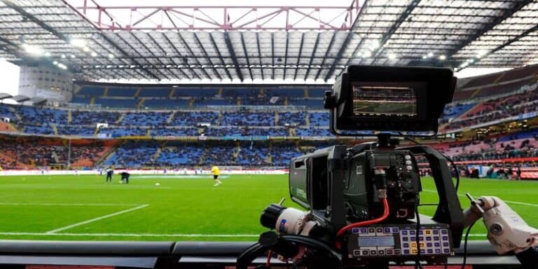 IPTV: nuova multa per 500.000 utenti italiani, ecco la sanzione per Sky pezzotto