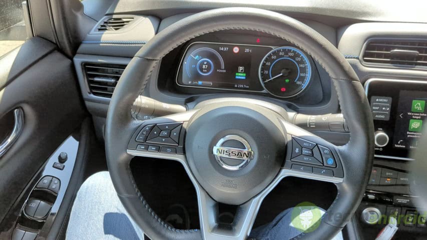 Nissan Leaf 2022 (24)