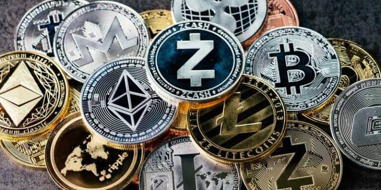 comprare-altcoin bitcoin crisi