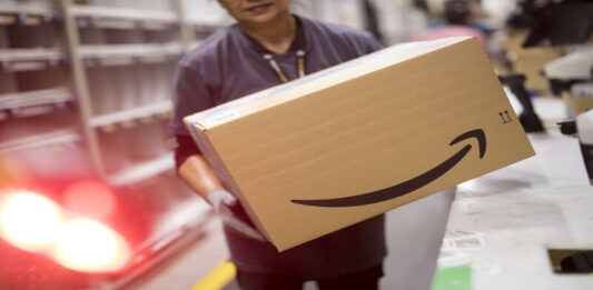 Amazon batte Unieuro ed Expert con offerte all'80% solo oggi