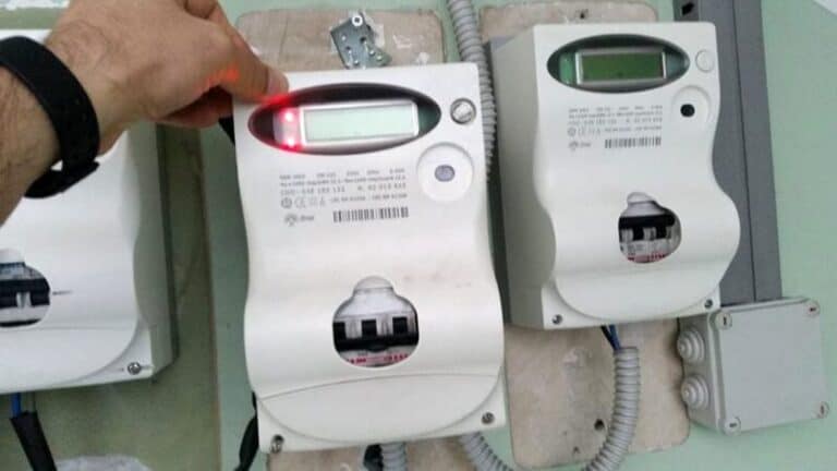 Bollette luce e gas, in questo modo potete provare a risparmiare
