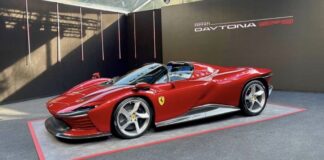 Ferrari, Daytona SP3, Icona, Fiorano, Guinness World Records