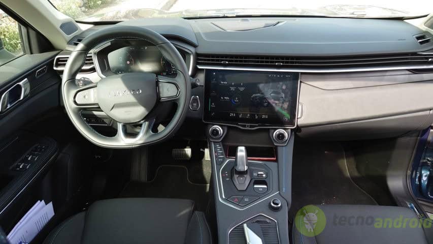 LYNK & CO 01 (14)