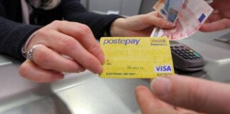 Postepay: una nuova truffa porta via i risparmi dei clienti, carte hackerate