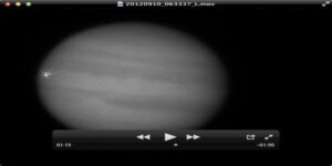giove esplosione asteroide