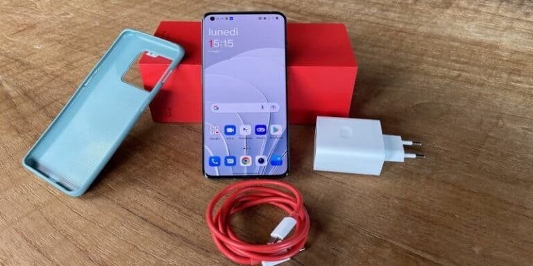 oneplus-10-potrebbe-differire-leggermente-modello-pro