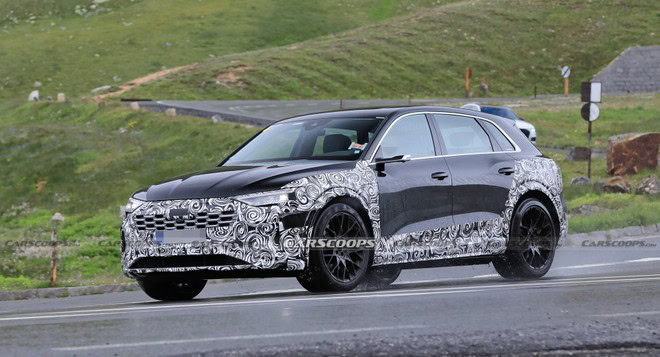 Audi-e-tron-restyling-spiato-su-strada3