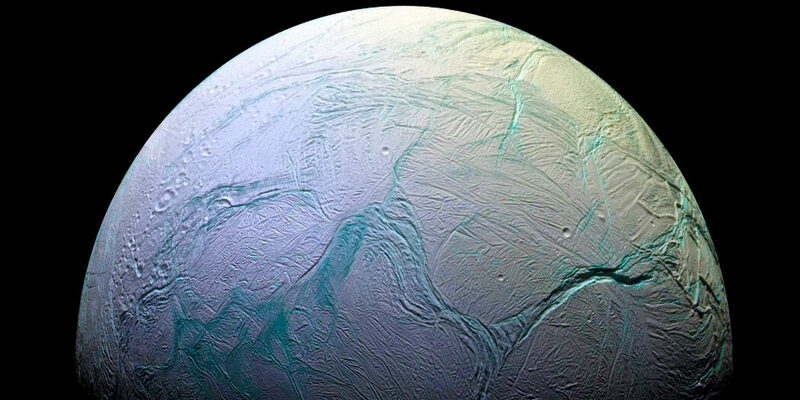 La Luna di Saturno contiene ghiaccio