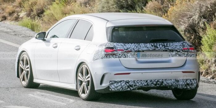 Mercedes Classe A foto spia