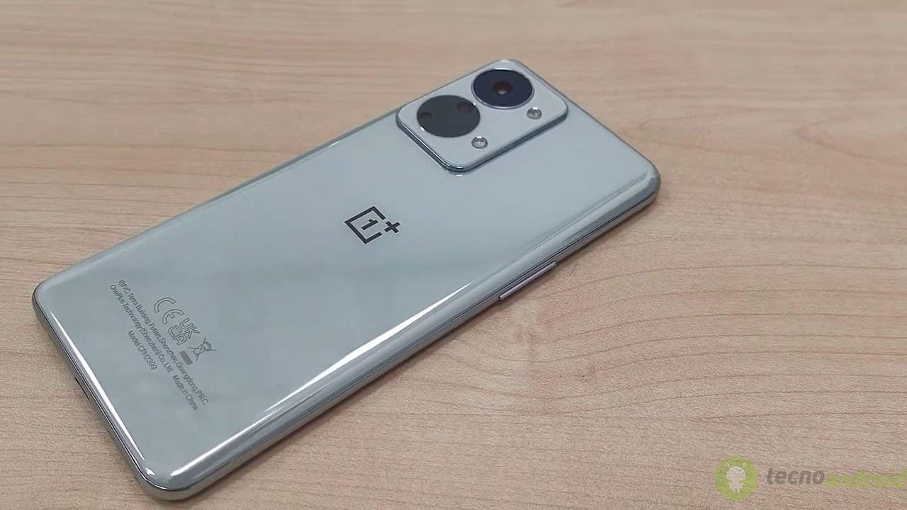 OnePlus Nord 2T (1)