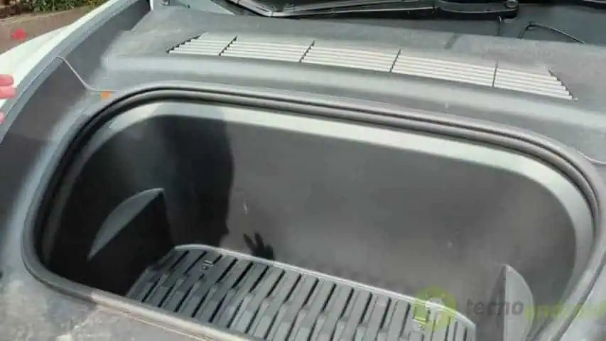 Tesla Model Y Performance (3)
