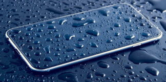 apple-consentira-utenti-scrivere-iphone-sotto-pioggia
