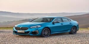 bmw-addebitera-ulteriori-costi-mensili-sedili-riscaldati