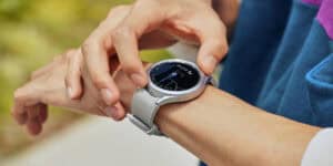 samsung-galaxy-watch-5-nuovi-render-mostrano-device-ogni-aspetto.jpg