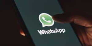 whatsapp-consentira-presto-utenti-salvare-messaggi-scompaiono