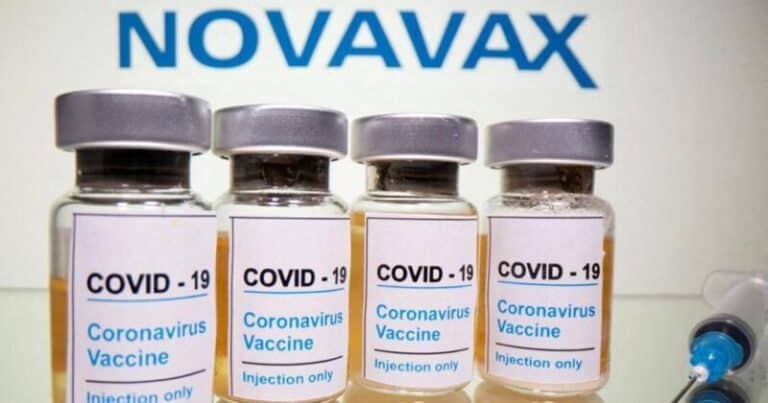 Novavax: l'Ema trova un grave effetto collaterale nel vaccino