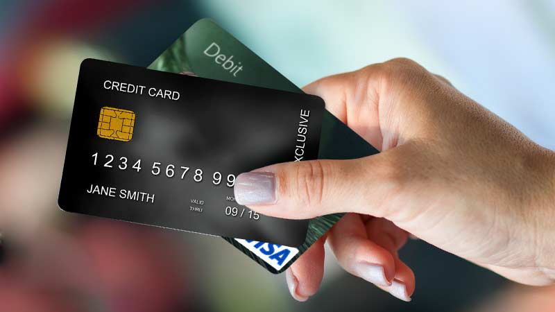Prelievi al bancomat: addio ai contanti, nuova regola obbliga i pagamenti con carta