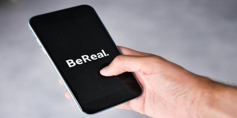 BeReal: l’app anti-instagram è il social più scaricato nel mondo al momento