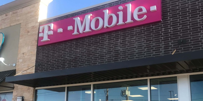 Dipendente di T-Mobile usava le credenziali dei clienti