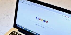 Estensione fake di Chrome scaricata oltre 200.000