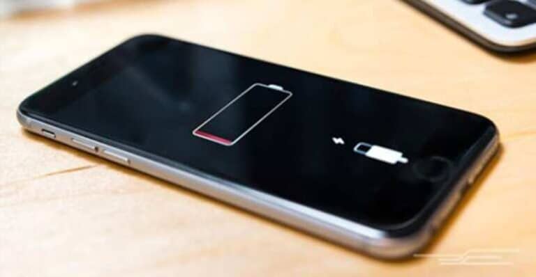 Lasciare in carica di notte lo smartphone è sicuro