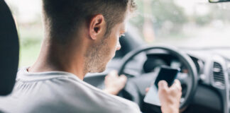 Patente di guida sull’app IO entro il 2023