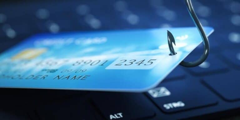 Postepay prosciugate da una truffa che arriva tramite messaggio nelle e-mail