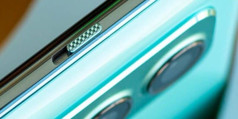 oneplus-brutta-notizia-fan-ecco-caratteristica-rimossa-futuri-deviceoneplus-brutta-notizia-fan-ecco-caratteristica-rimossa-futuri-device