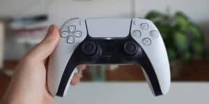 sony-aumenta-prezzo-ps5-microsoft-risponde-questione-xbo.jpg