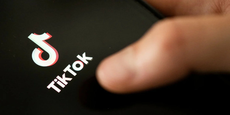 TikTok, attenti al browser in-app: può monitorare qualsiasi cosa digiti