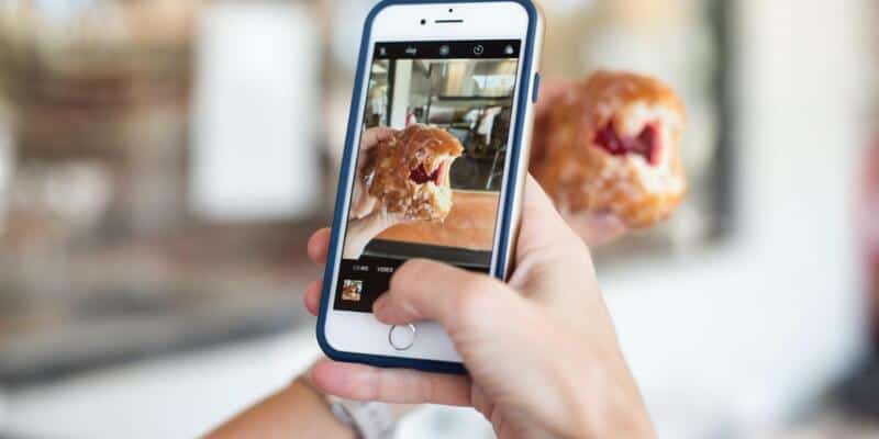 BeReal: il nuovo social che ha fatto impazzire i giovani, ecco come funziona