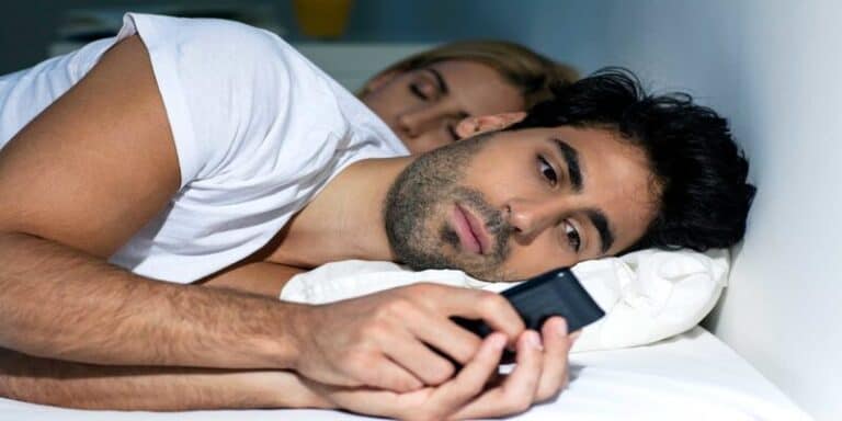 Come scoprire se il tuo partner ti tradisce