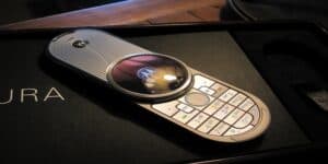 Gli smartphone più strani mai creati