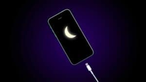 Smartphone in carica di notte: problemi gravi secondo gli utenti, la realtà
