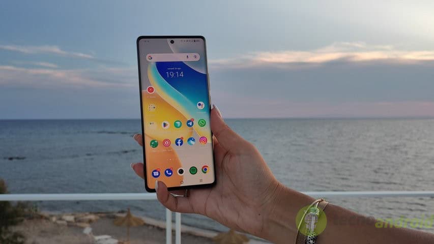 vivo x80 pro (2)