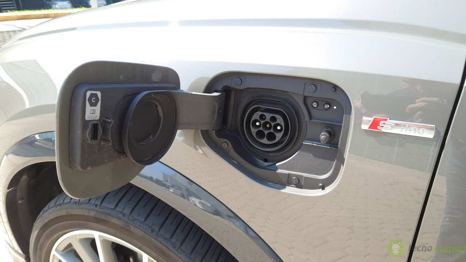 Audi Q3 TFSI e-tron (5)