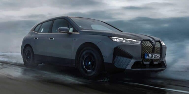 BMW i5 foto spia