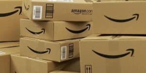 Amazon non scherza: offerte al 90% solo oggi sugli accessori smartphone
