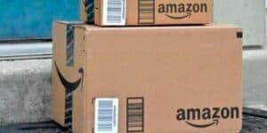 Amazon è pazza: iPhone 13 e iPhone 14 quasi gratis con accessori al 50%