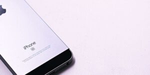 IPHONE SE 4