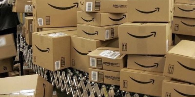 Amazon pazza: Prime Day regala quasi gratis 5 articoli e offerte al 50%
