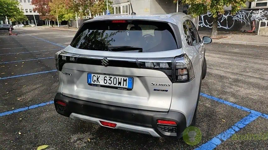Suzuki S-Cross (7)