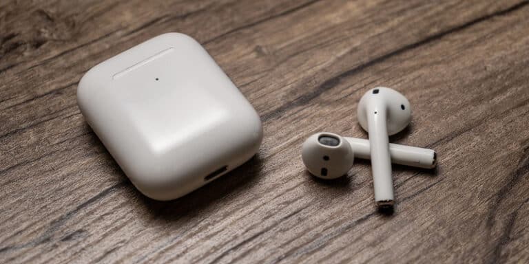 apple-rilasciato-nuova-beta-software-airpods